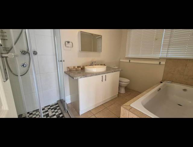 2 BEDROOM PROPERTY TO RENT IN DANA BAY